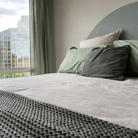 Apartment Le Compans: Exceptionnel T5 En Berges Du Canal
