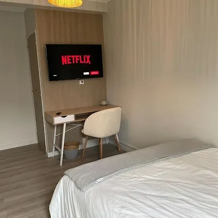 Apartment Le Compans: Exceptionnel T5 En Berges Du Canal *