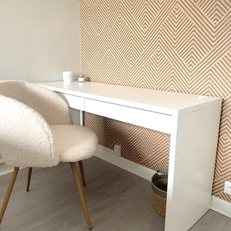 Apartment Le Compans: Exceptionnel T5 En Berges Du Canal