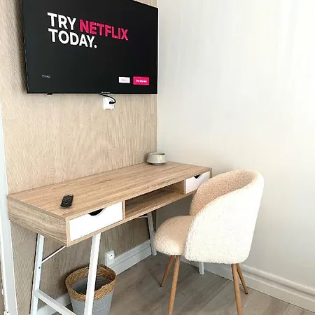 Apartment Le Compans: Exceptionnel T5 En Berges Du Canal